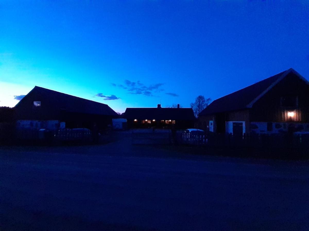 Knutstorp Ranch Apartment Tyringe Bagian luar foto