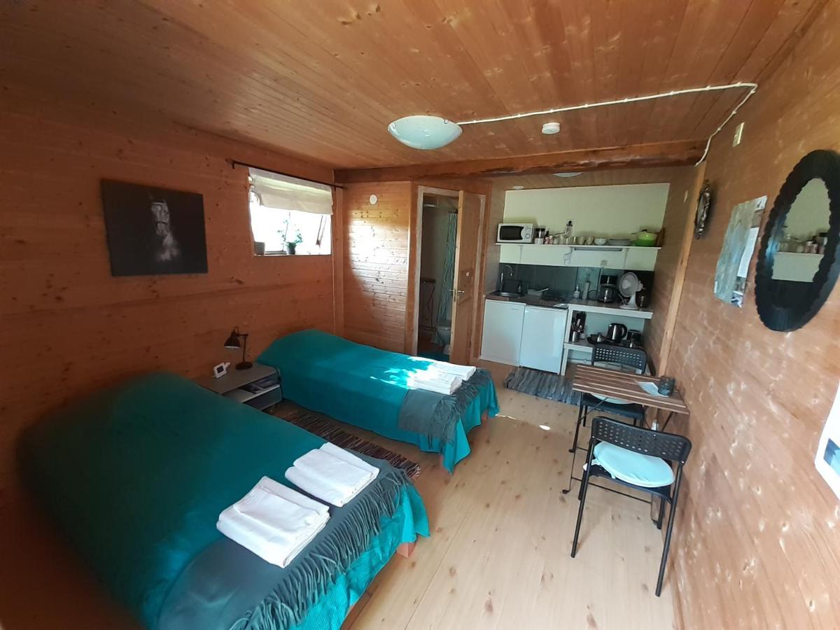 Knutstorp Ranch Apartment Tyringe Bagian luar foto